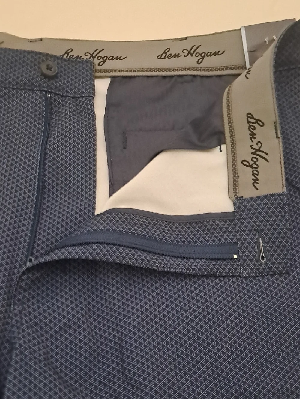 Ben Hogan Navy Micro-Pattern Flat Front Men's Size 40 Waist Shorts